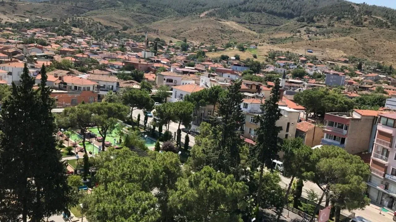 Kınık, İzmir