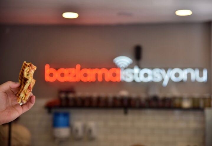 Bazlama İstasyonu Karşıyaka