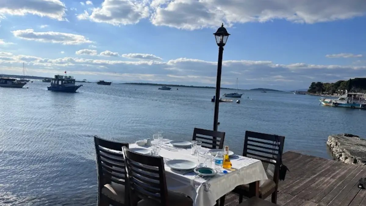 Ali'nin Yeri Ildırı Balık Restaurant