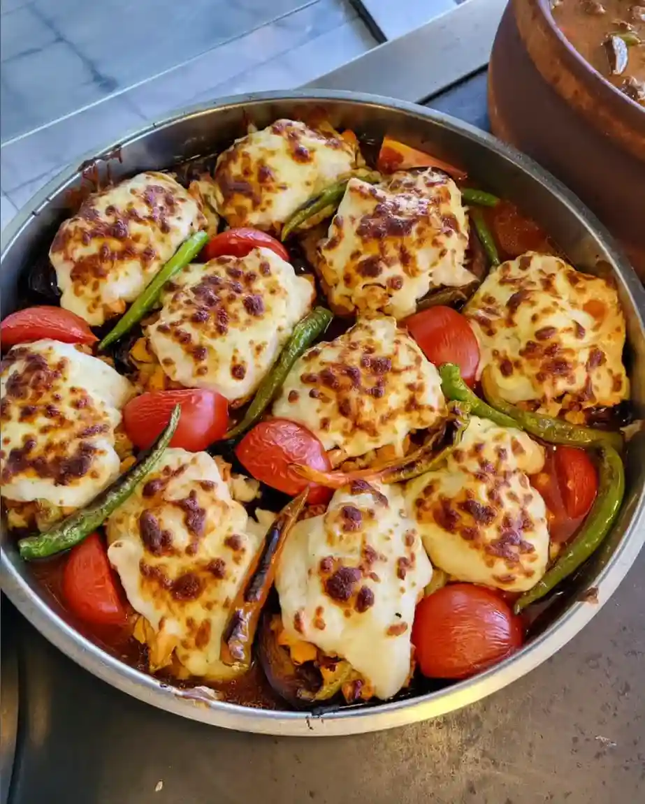 Akhisarlı Hakan Usta Çamdibi