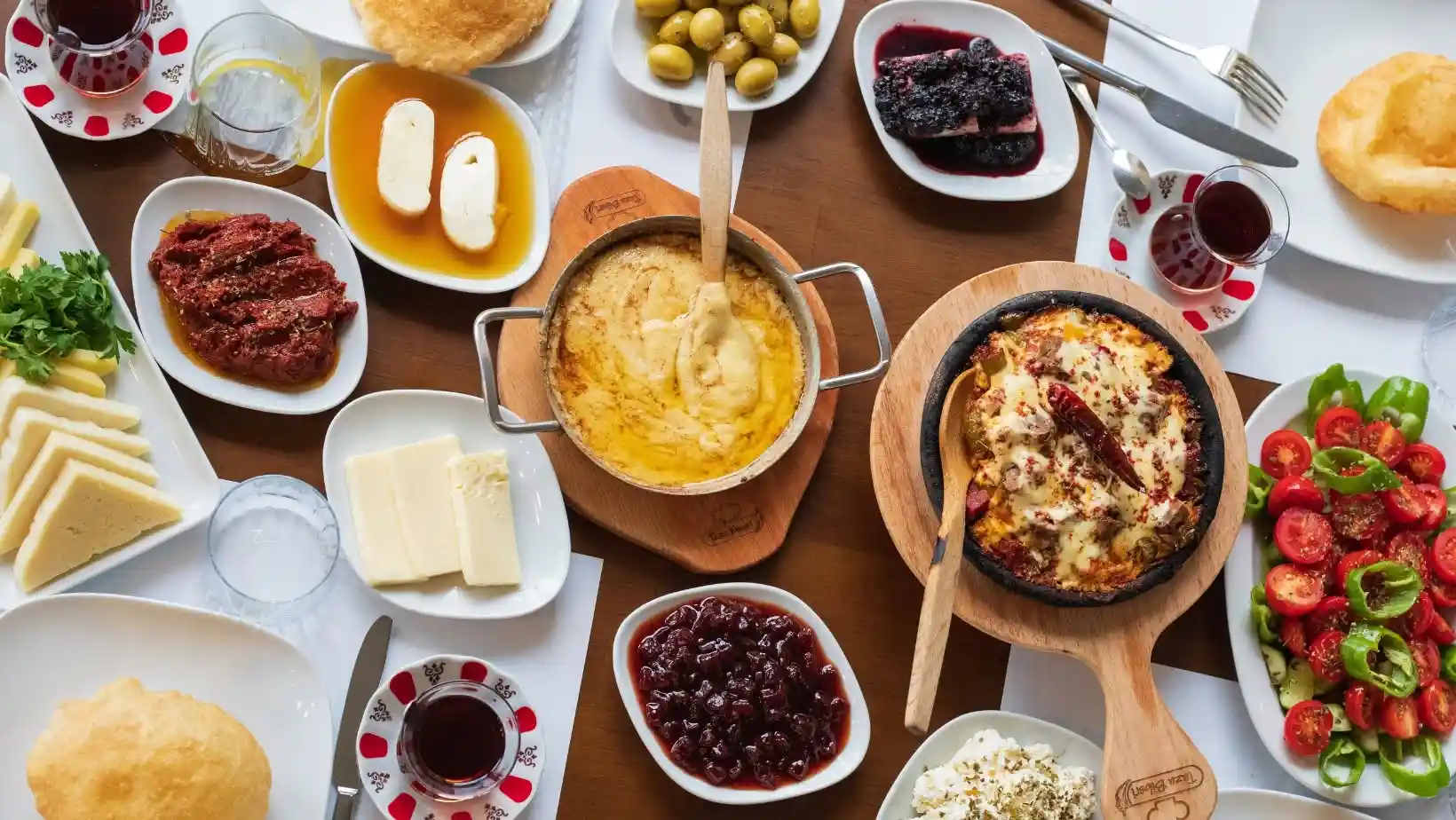 Tuzu Biberi Karşıyaka