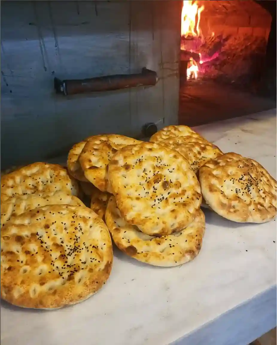 Akhisarlı Hakan Usta Çamdibi