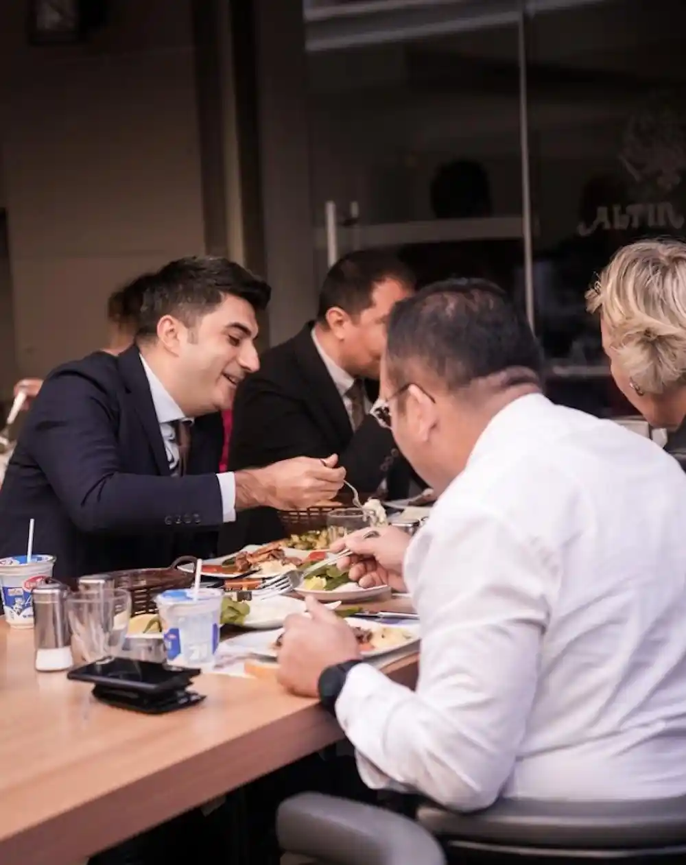 Altınkapı Restoran Alsancak